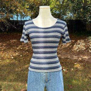 90s vintage 955 Originals blue striped top 🛋️
